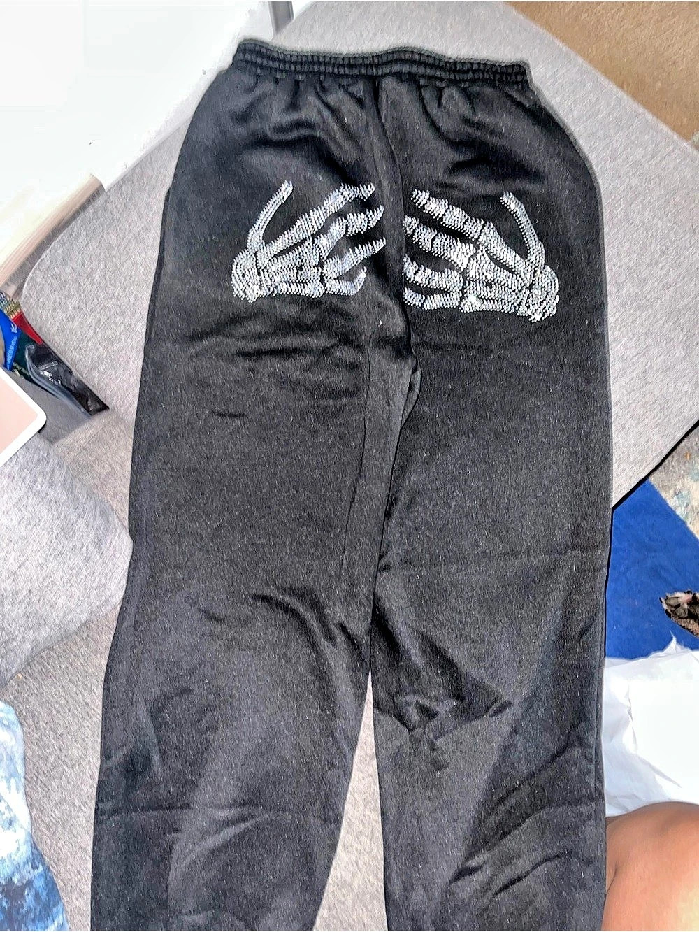 Rhinestone Skeleton Hand Pattern Sweatpants Black